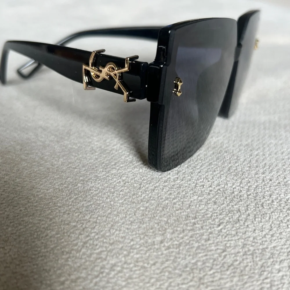 Black YSL Logo Accent Women's Sunglasses, comes with box,dust bag & accessories